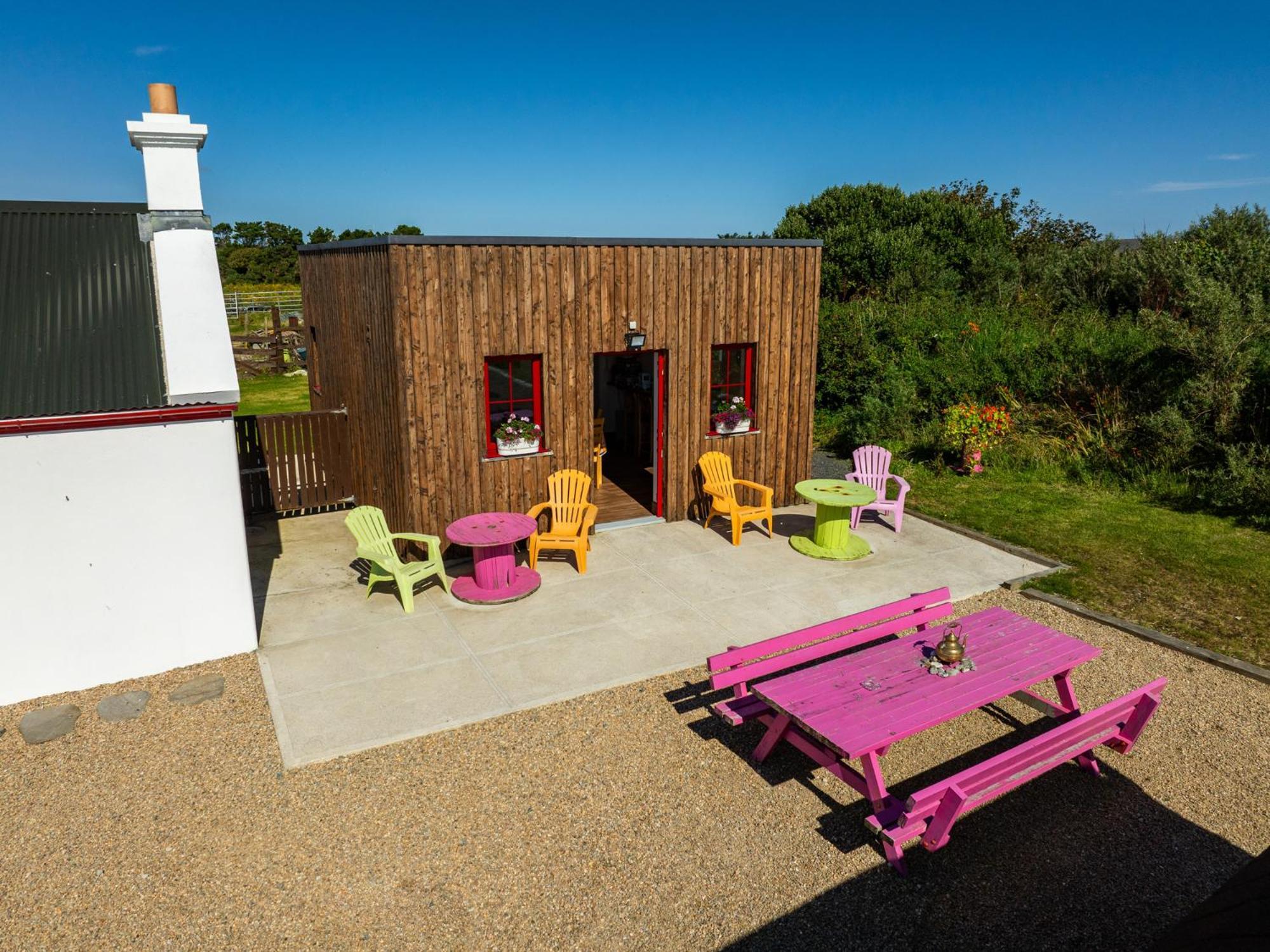 Hotel Geraghtys Farmyard Pods Belmullet Exterior foto