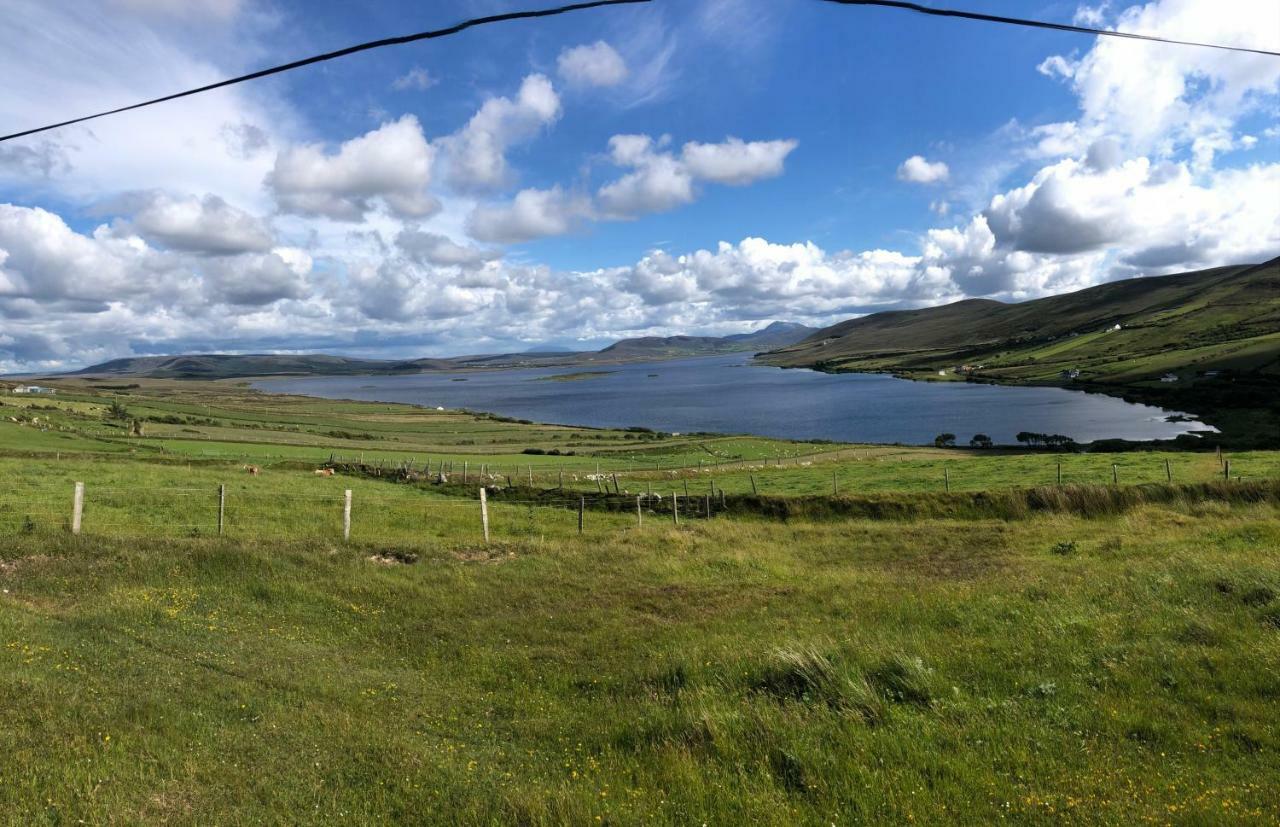 Hotel Geraghtys Farmyard Pods Belmullet Exterior foto