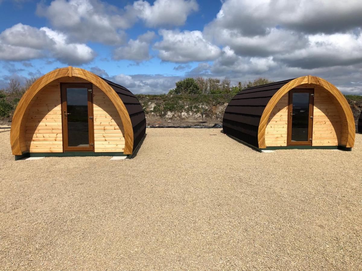 Hotel Geraghtys Farmyard Pods Belmullet Exterior foto
